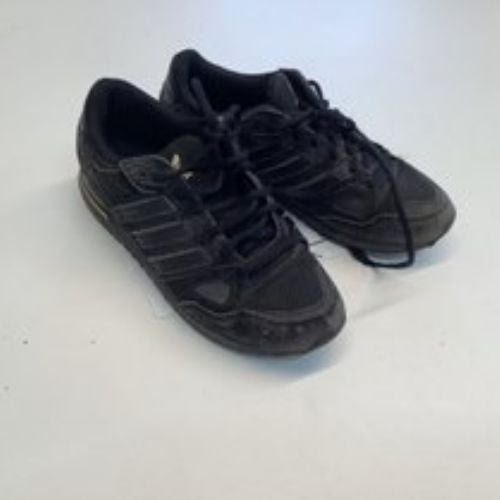 Black Adidas ZX750 - Size 7